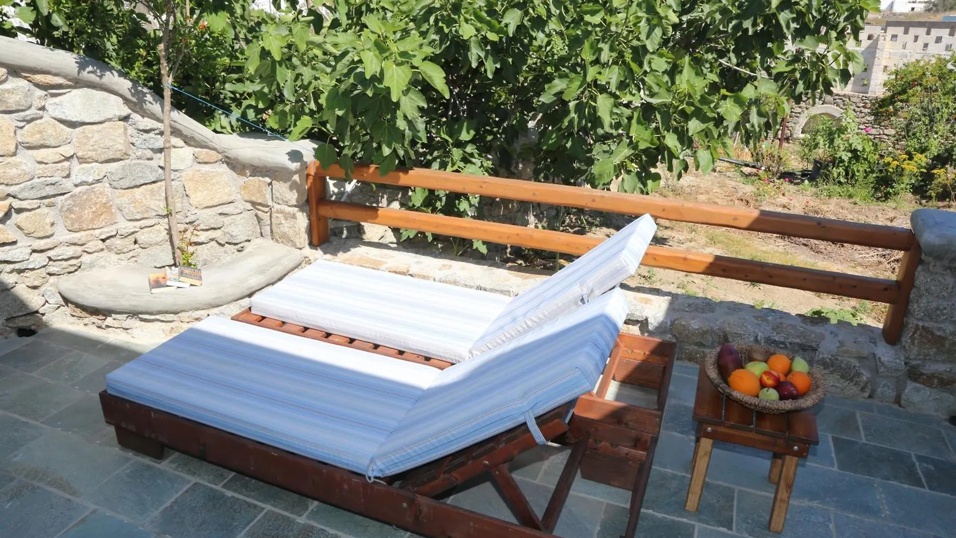 Anais Aparthotel Mykonos Town