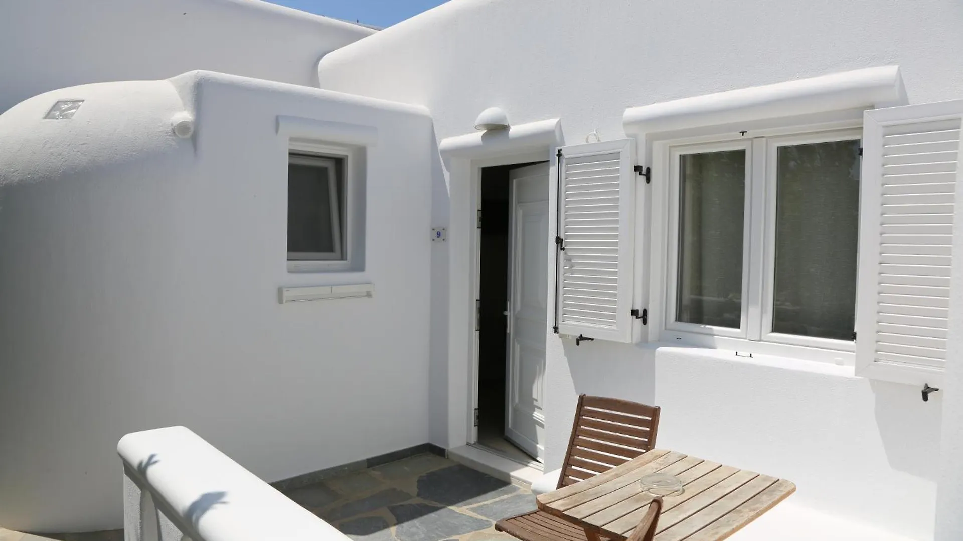 Anais Aparthotel Mykonos Town
